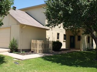 4517 Overlook Ct, Granbury, TX 76049