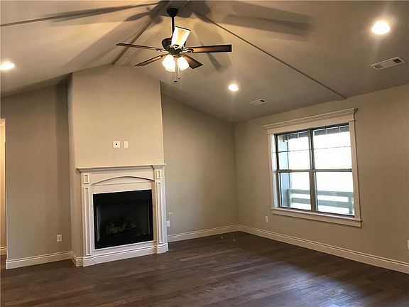 3rd image of 12 Granshire Dr