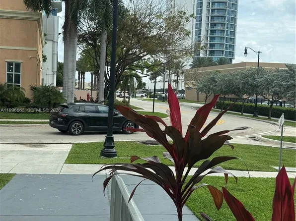 17560 Atlantic Blvd, Sunny Isles Beach, FL