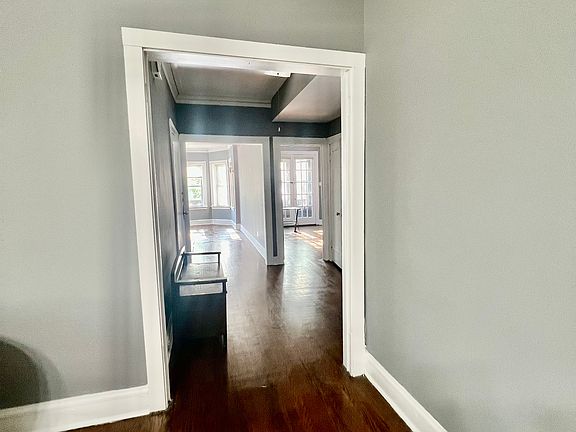 Dining to Foyer