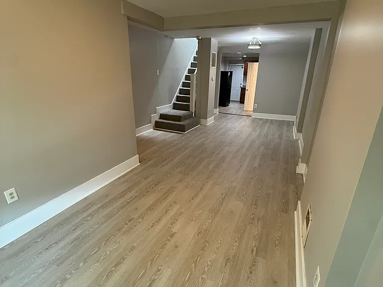 1532 Abbotston St — Photo 4