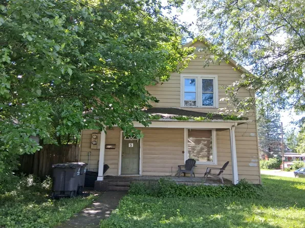 3124 Wright St, Des Moines, IA 50316