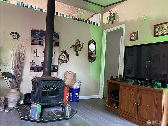 4th image of 38000 SE 88th Street