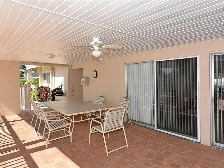 2664 Woodgate Ln #D-2 — Photo 16