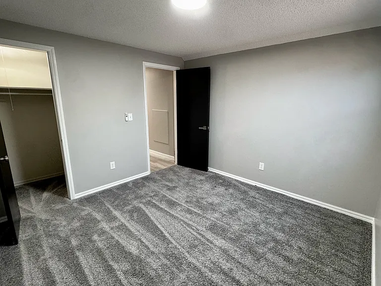 2724 S 120th Ave E — Photo 17