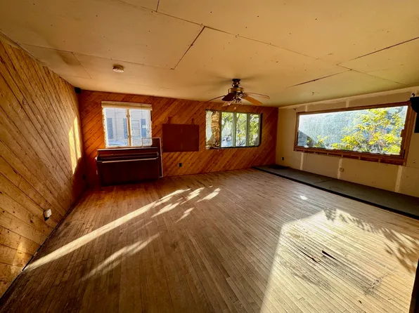 58 Pearl Street, Claremont, NH 03743