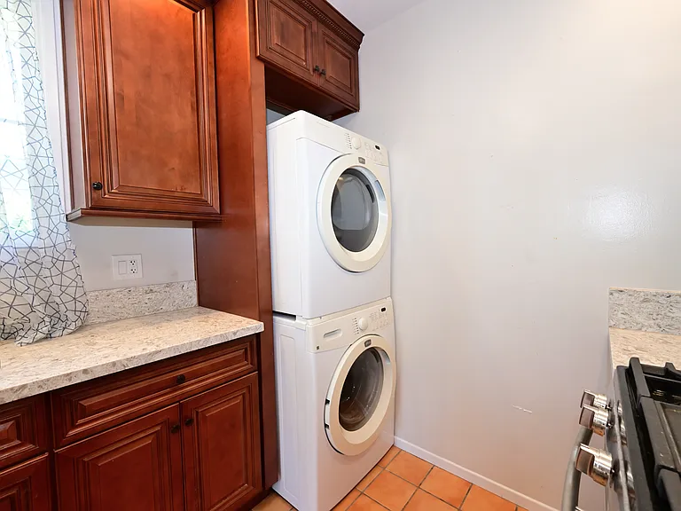 1519 Huntington Dr #A — Photo 45