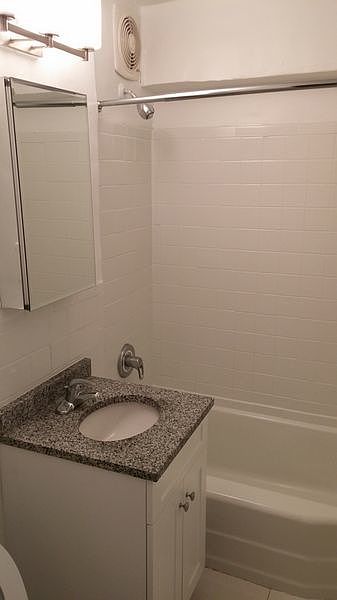 2nd image of 2865 Ocean Ave APT 3B