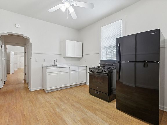 4th image of 8712-14 Forshey St #8712