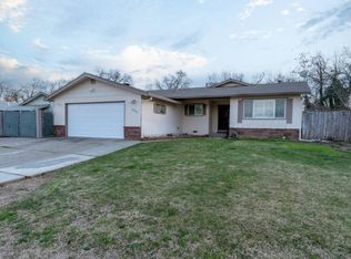 2055 Glengary Dr, Redding, CA 96001