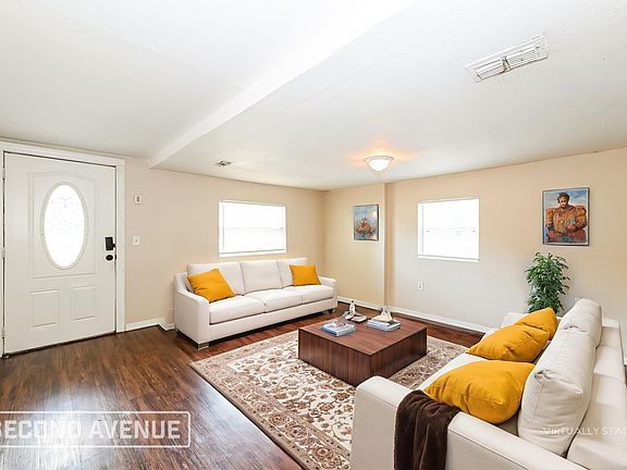 2nd image of 2875 Stonemont St