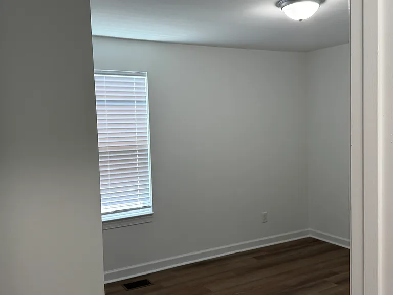 412 W Bend Dr — Photo 9