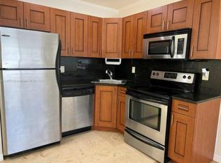1872 NE 46th St #C, Fort Lauderdale, FL 33308