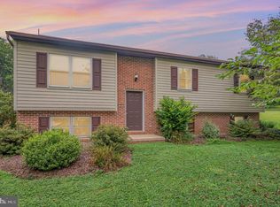 75 Cherokee Rd, Willow Street, PA 17584