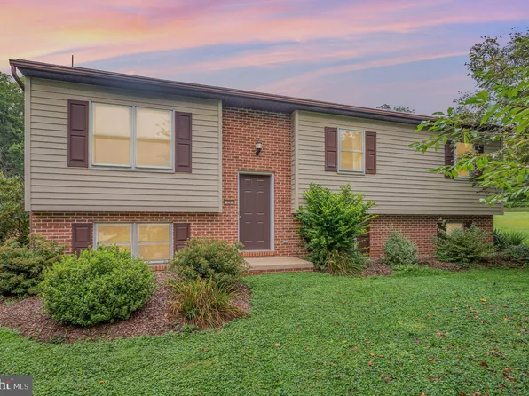 75 Cherokee Rd, Willow Street, PA 17584