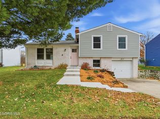 161 Dillrose Dr, Northwood, OH 43619