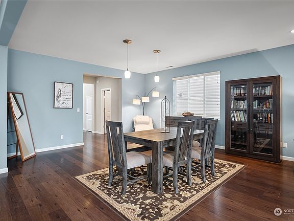 5th image of 8929 Corona Street NE