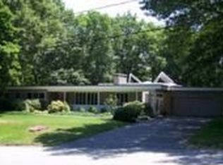 18 Oriole Dr, Andover, MA 01810