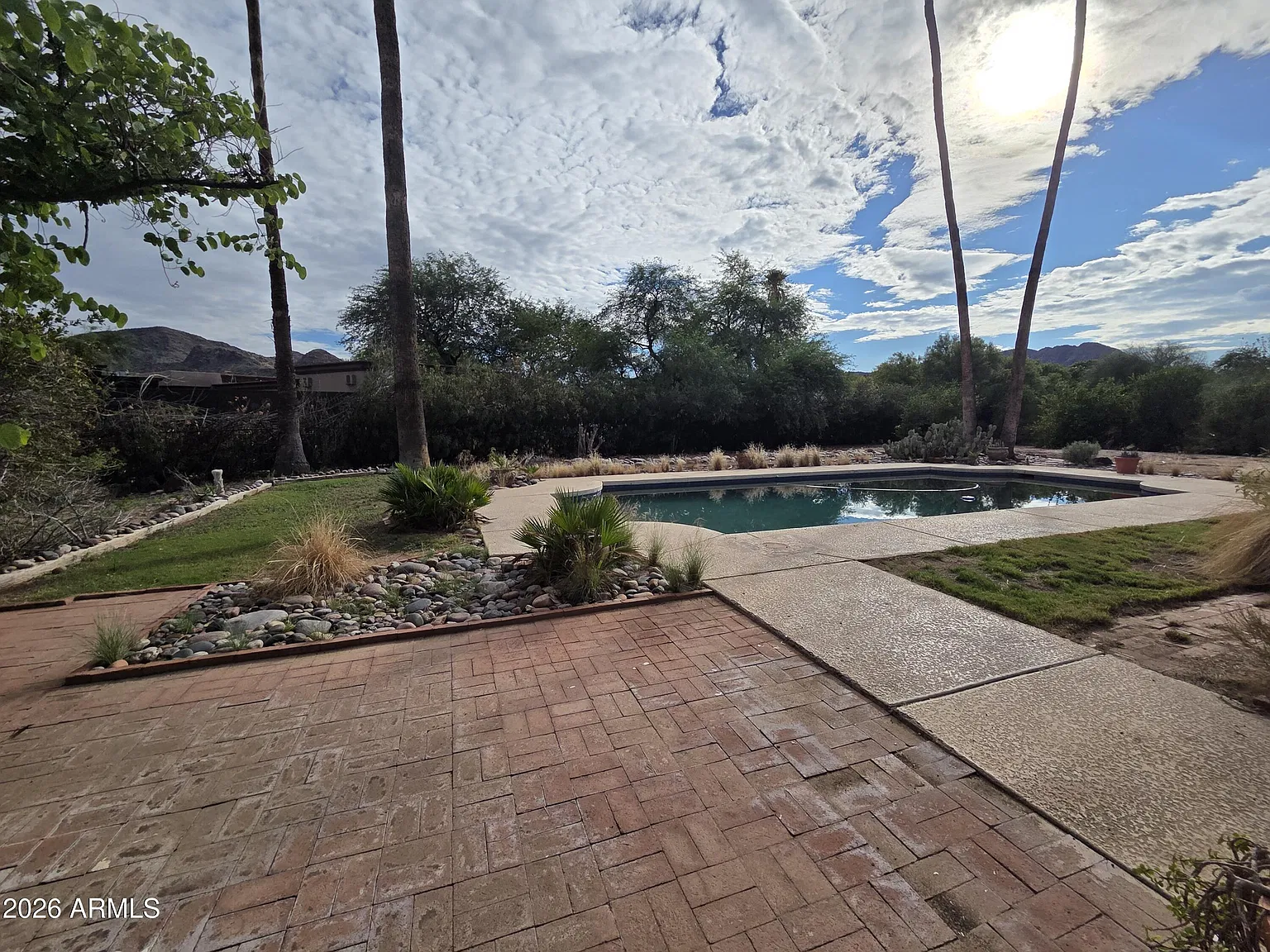 4 bed, 3.0 bath, 3064 sqft, $5,500 — Photo 2