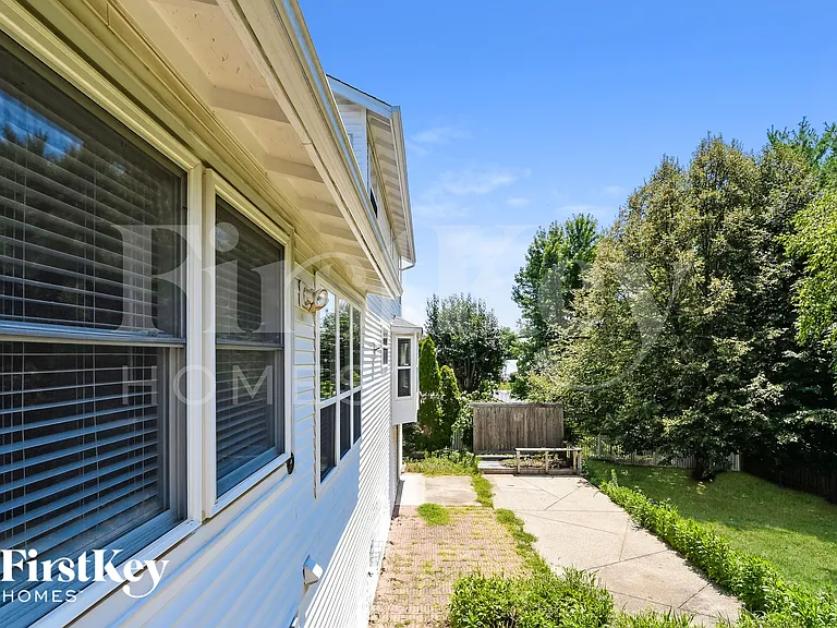 115 Gunston Hall Dr — Photo 14