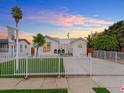 817 W 101st St, Los Angeles, CA, 90044