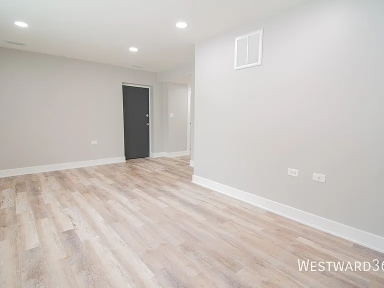 6141 N Hermitage Ave #GD — Photo 4
