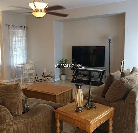 3rd image of 4424 Penguin Ave