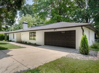 2248 E Mirabeau St, Springfield, MO 65804
