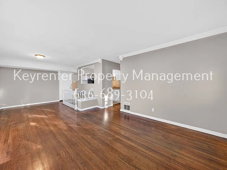 10617 Dunkeld Cir — Photo 7