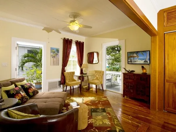 327 Margaret St APT 2, Key West, FL 33040