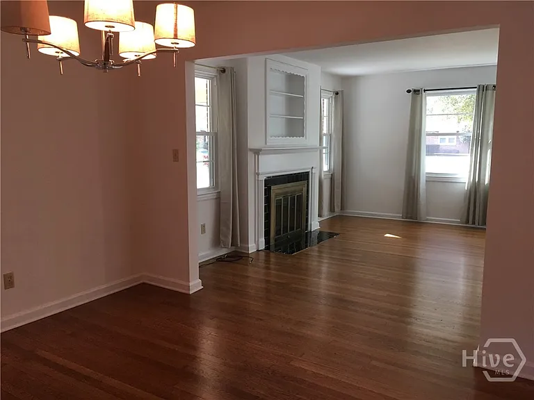 130 Andover Dr — Photo 8