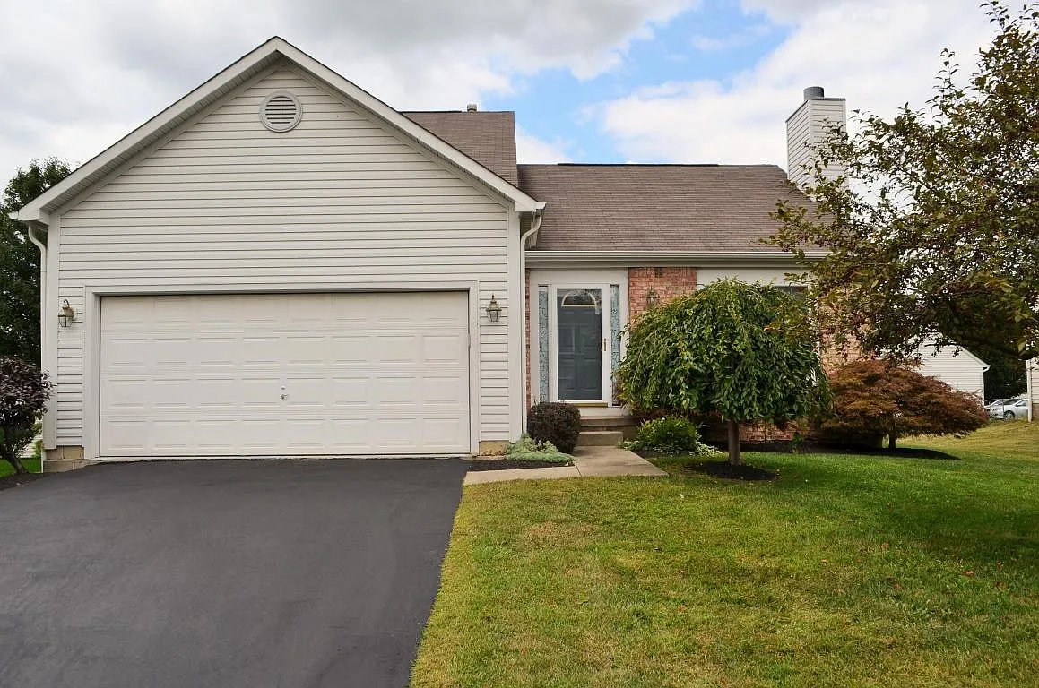 1229 Reserve Dr photo 1