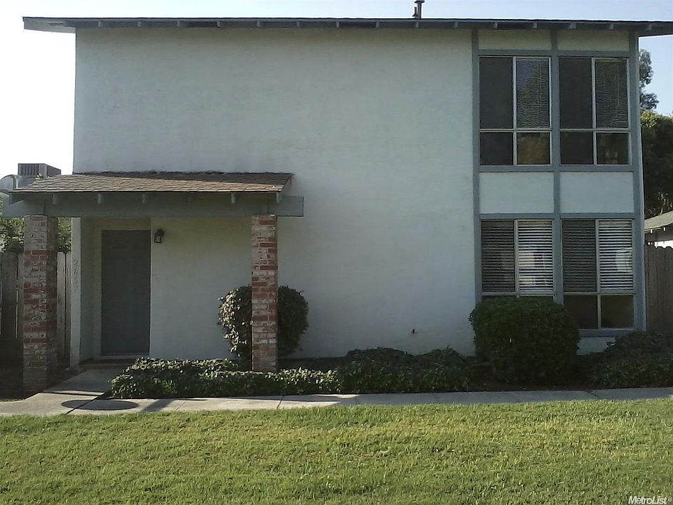 1st image of 2657 Parkway