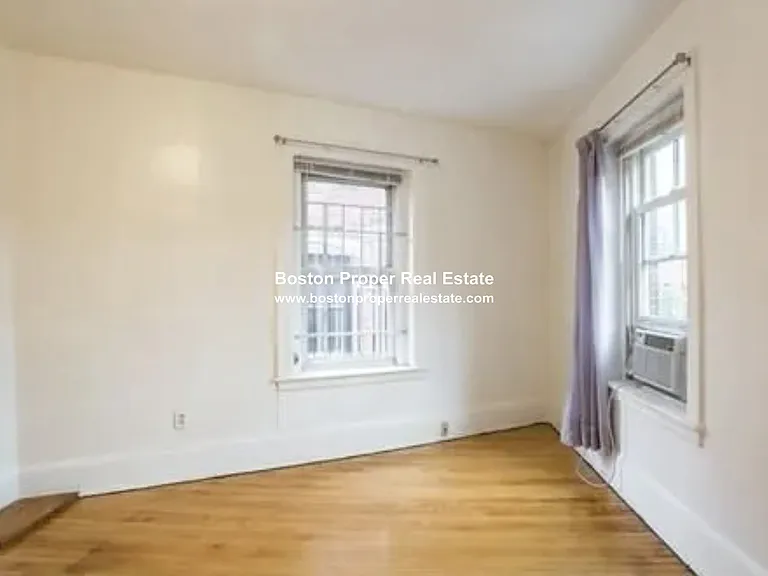 109 Dartmouth St #4 — Photo 5