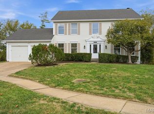 1823 York Ridge Ct, Chesterfield, MO 63017