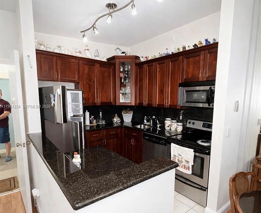 1st image of 7707 Ashmont Cir #214