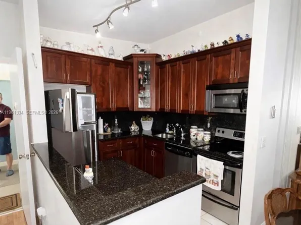 7707 Ashmont Cir #214, Tamarac, FL 33321