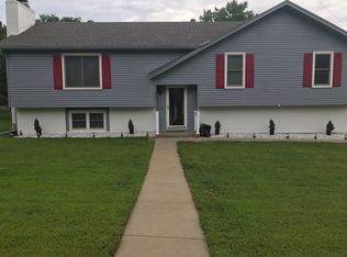 4800 SW Cochise Ave, Topeka, KS 66614