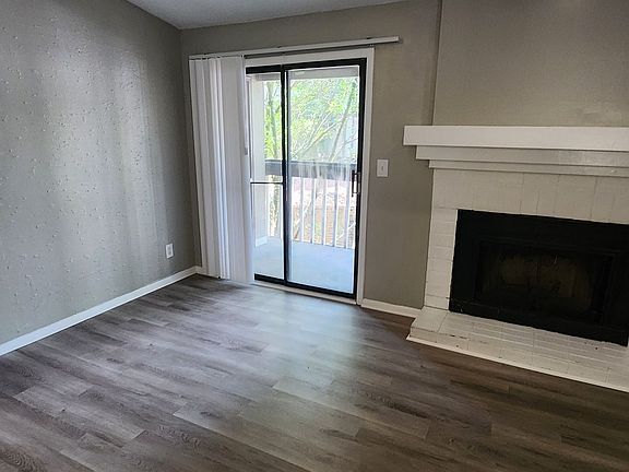 3rd image of 906 Candlewood Dr NW APT D