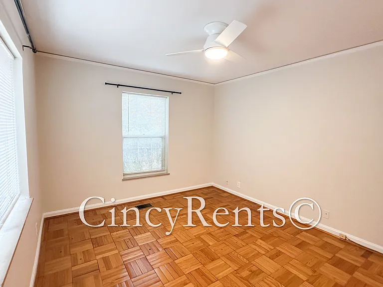 1118 Delta Ave #2 — Photo 10