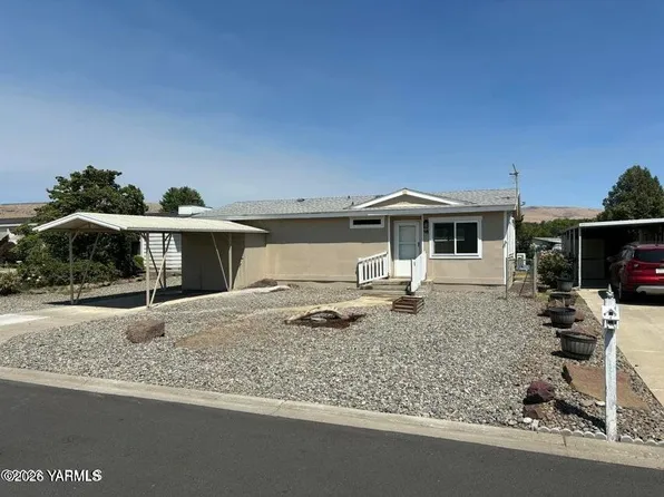 3701 Gun Club Rd Unit 16, Yakima, WA 98901