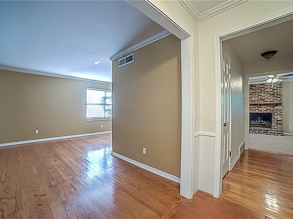 4th image of 738 James Dr