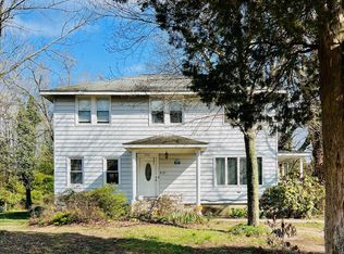 1632 W Garden Rd, Vineland, NJ 08360