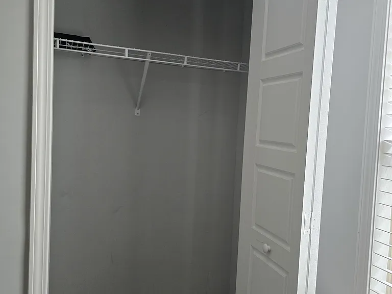 108 Wenlock Cir — Photo 16
