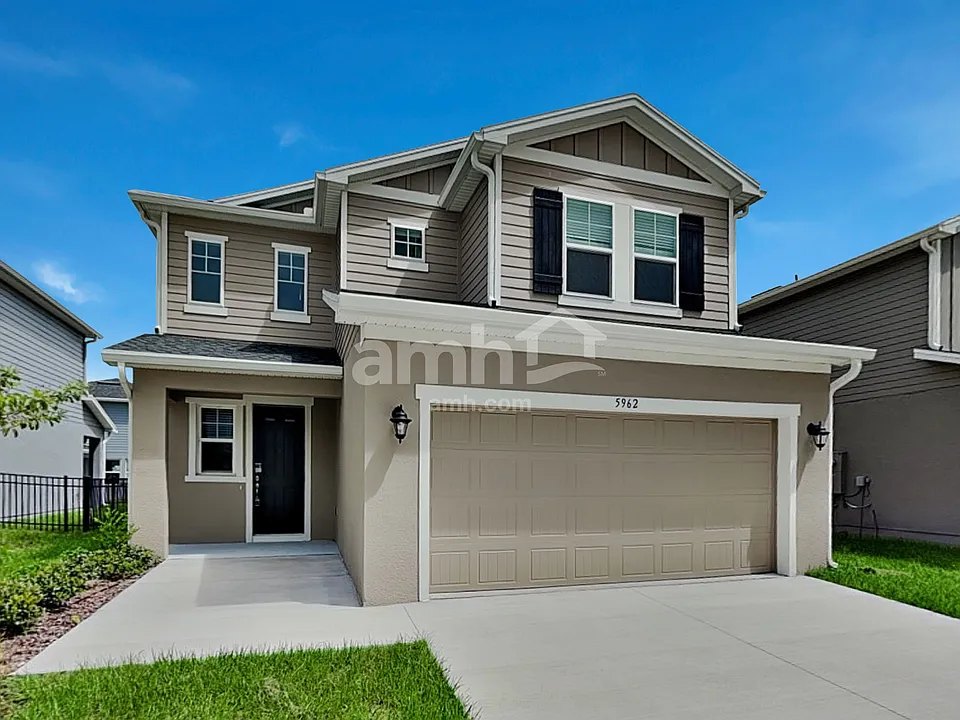 5962 Pinewood Estates Dr