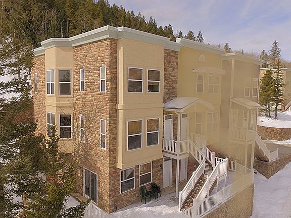 2nd image of 702 Martin Dr