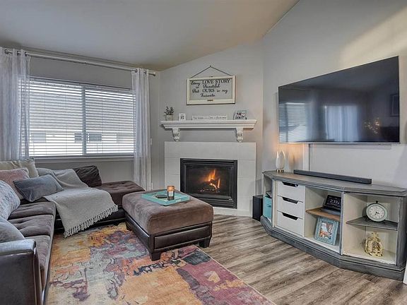 4th image of 17317 E Knox Ave