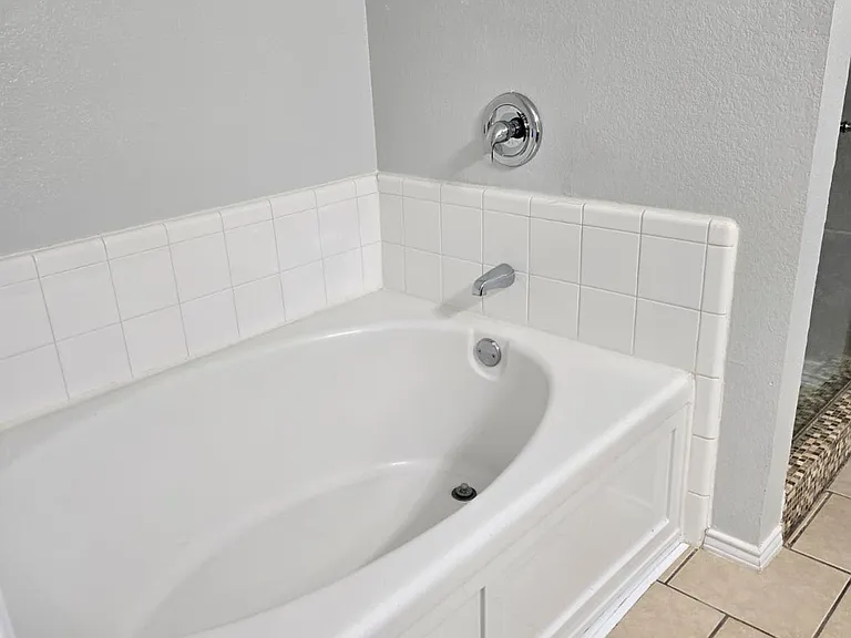 2837 Terrace Dr — Photo 21