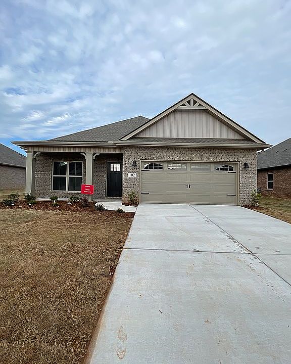 1st image of 102 Kiley Ann Ct