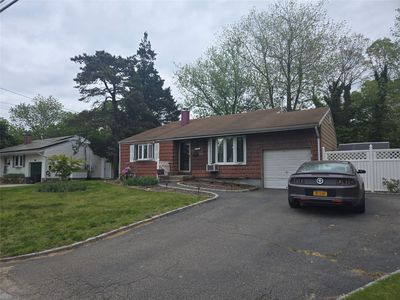 2905 Heather Avenue, Medford, NY, 11763